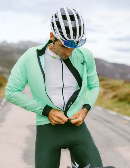 EON JACKET