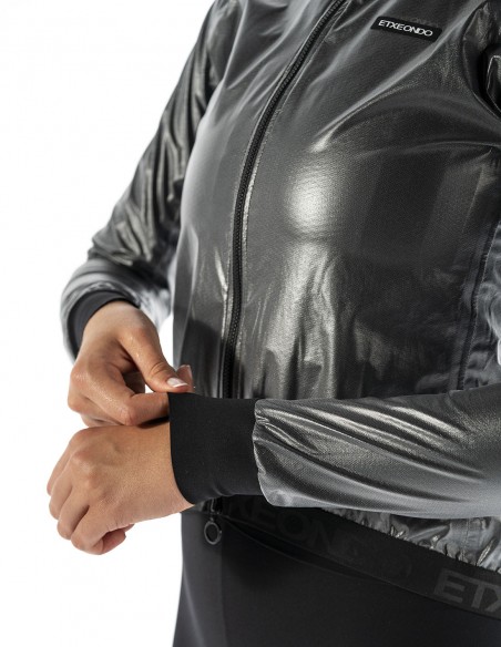 JACKE BUSTI